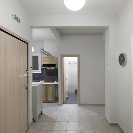 Apartment Cozy Athenian One Bd, Pistachio Charm