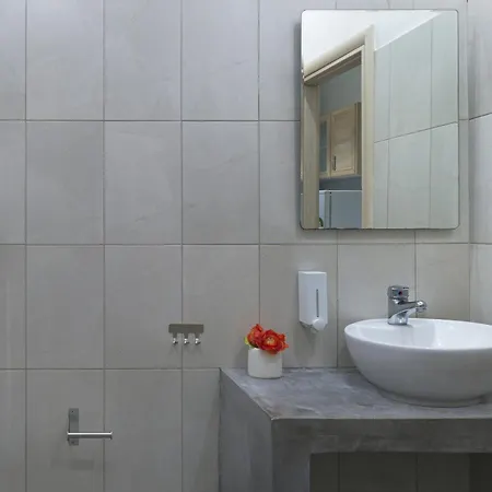 Apartment Cozy Athenian One Bd, Pistachio Charm Athens
